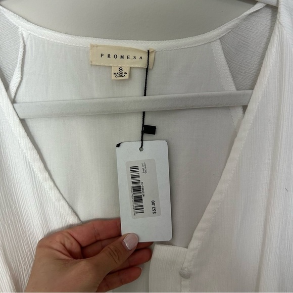 NWT Promesa  Sandy Beaches Ivory Semi Sheer Button Crochet Dress Size Small - Picture 6 of 10